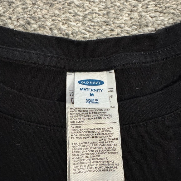 Old Navy Black Maternity (Nursing) T-Shirt - Picture 3 of 4